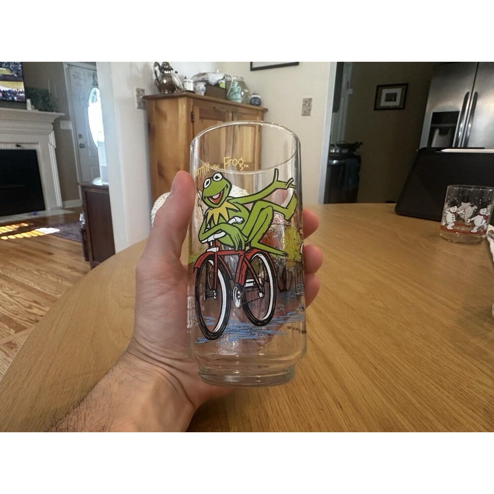 1981 McDonalds The Great Muppet Caper Drinking Glass Tumbler Jim Henson Kermit
